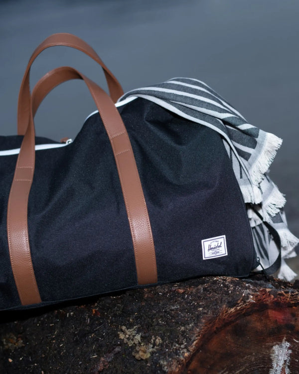Novel Duffle 43L - Black