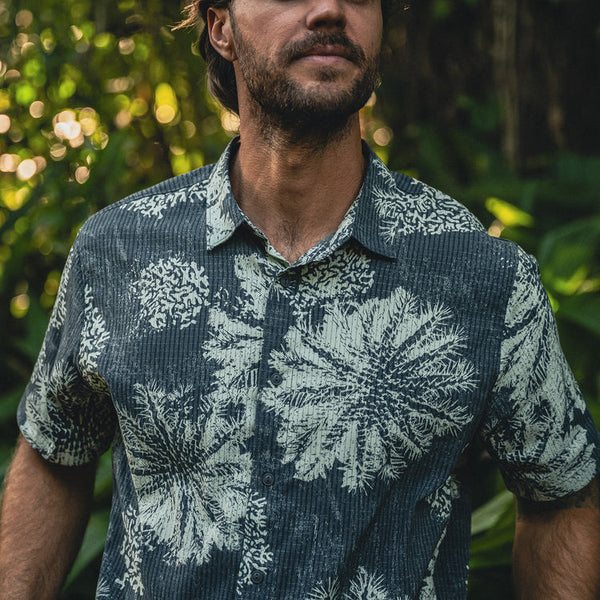 Bless Up Breathable Stretch Shirt - Navy Pukpulko
