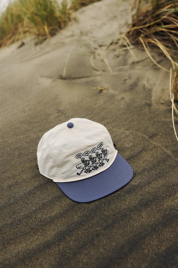 Mas Hermanos Hat - Black