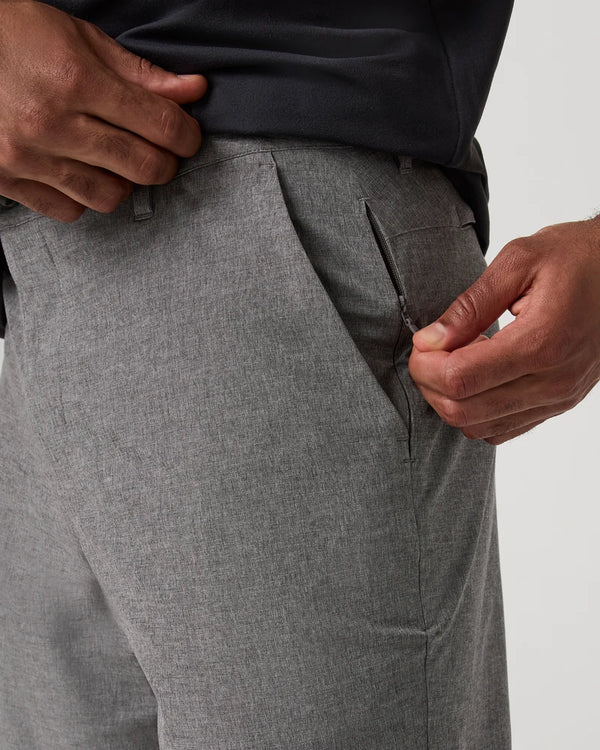 Aim Short 8" - Gull Grey Linen Texture