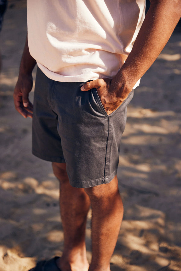 Cove Short - Black Wash
